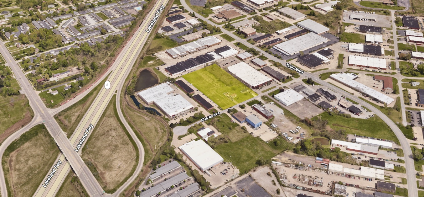 7459 Clover Ave, Mentor, OH à vendre Photo principale- Image 1 de 5