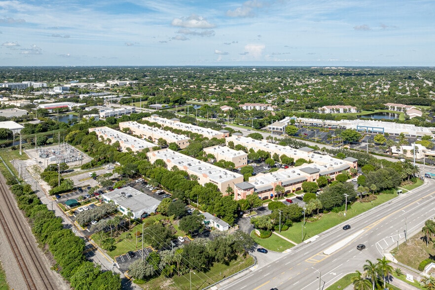 601 N Congress Ave, Delray Beach, FL à vendre - Aérien - Image 3 de 17