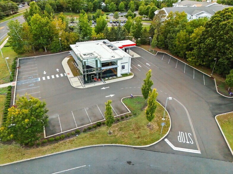 178 Greentree Rd, Marlton, NJ for lease - Building Photo - Image 2 of 3