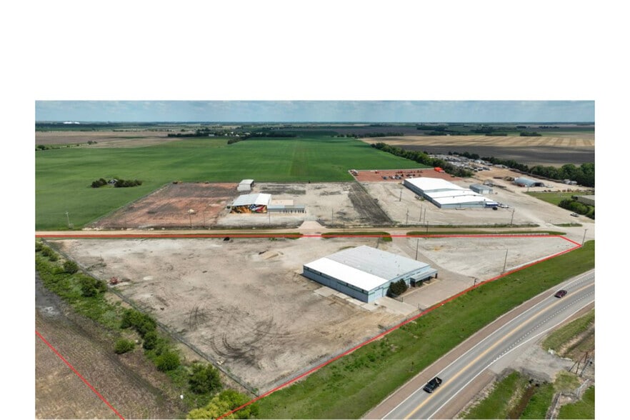 241 SE 10 Rd, Great Bend, KS à vendre - Aérien - Image 3 de 57
