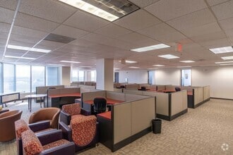 7077 Bonneval Rd, Jacksonville, FL for lease Interior Photo- Image 2 of 6