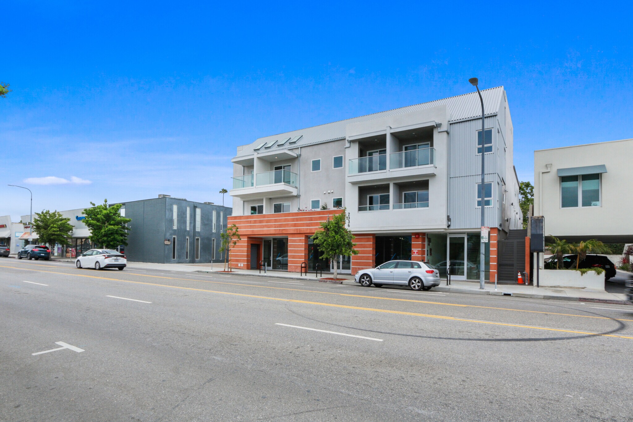 2336 Westwood Blvd, Los Angeles, CA for lease Building Photo- Image 1 of 7