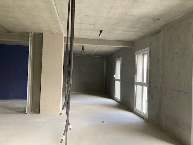 Bureau dans Clermont-Ferrand à vendre - Photo du bâtiment - Image 2 de 6