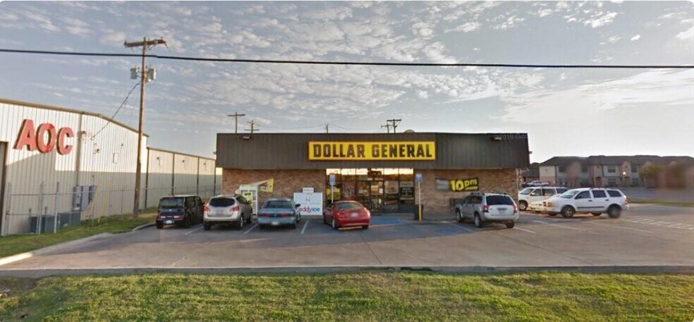 3353 Clark Blvd, Laredo, TX for sale - Primary Photo - Image 1 of 1