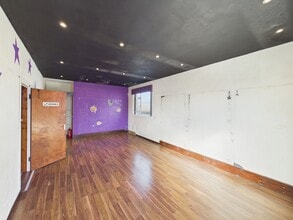 6 Elmbank St, Ayr for lease Interior Photo- Image 1 of 3