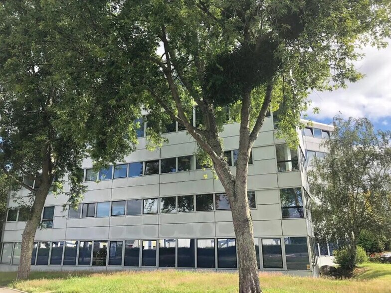 Office in Cesson-Sévigné for lease - Building Photo - Image 1 of 6