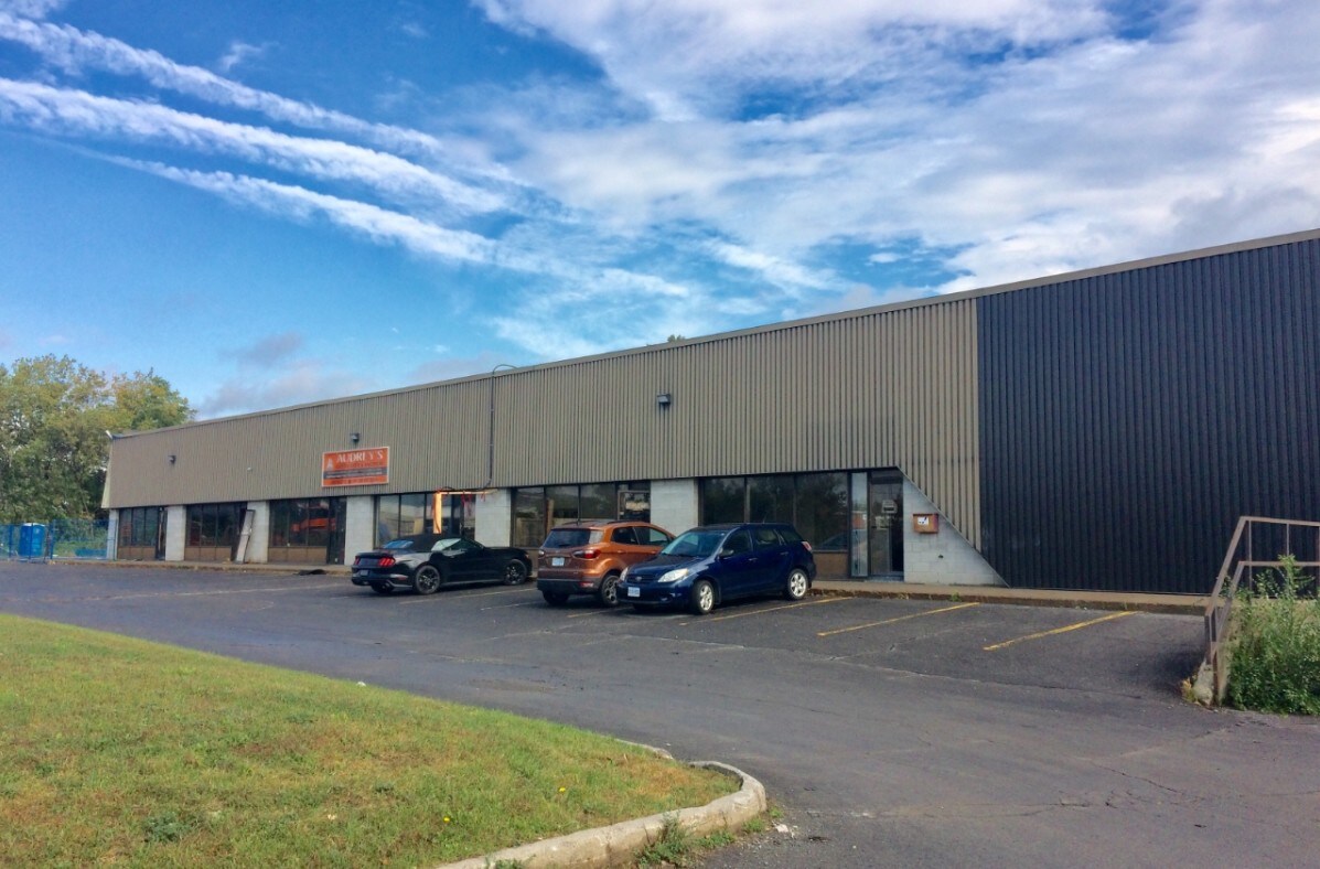 1475 Star Top Rd, Ottawa, ON à vendre Photo principale- Image 1 de 1