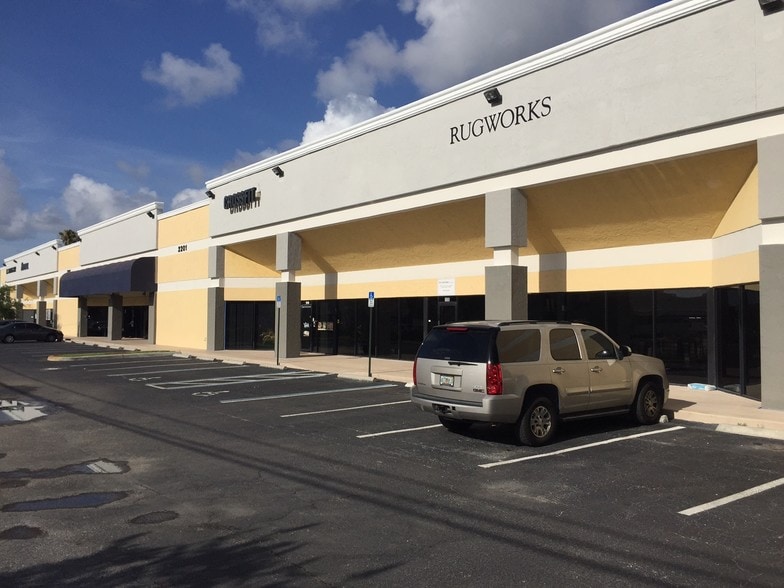 2201 N Andrews Ave, Pompano Beach, FL for lease - Building Photo - Image 2 of 14