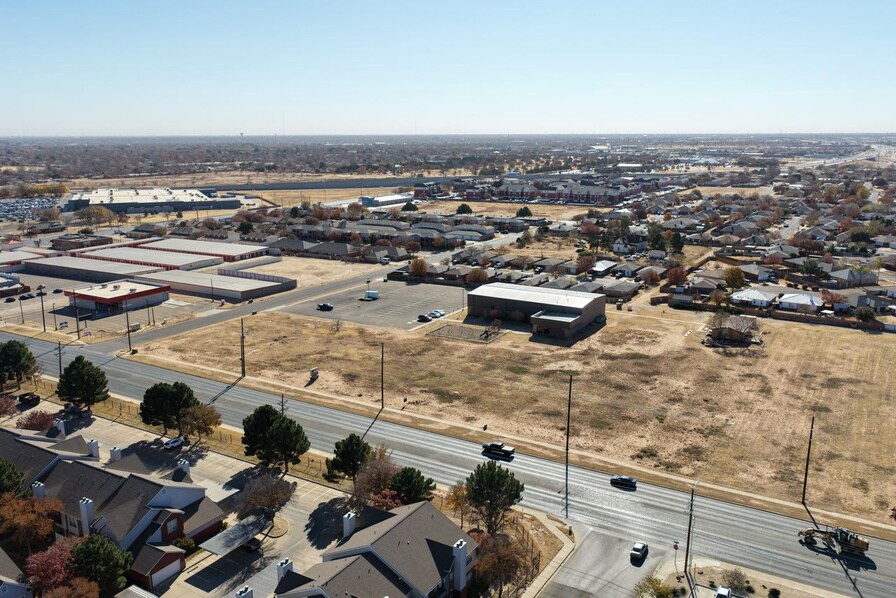 5833 4th St, Lubbock, TX à vendre Photo du bâtiment- Image 1 de 5