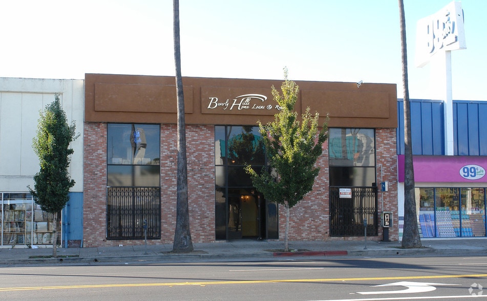 6741 Van Nuys Blvd, Van Nuys, CA for lease - Building Photo - Image 2 of 8