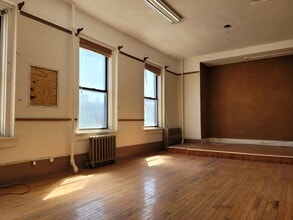 760 Dekalb Ave, Brooklyn, NY for lease Interior Photo- Image 1 of 1