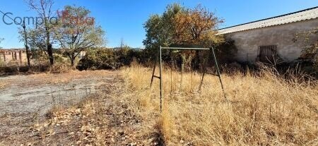 Portefeuille de 2 propriétés à vendre sur LoopNet.ca - Photo du bâtiment - Image 3 de 8