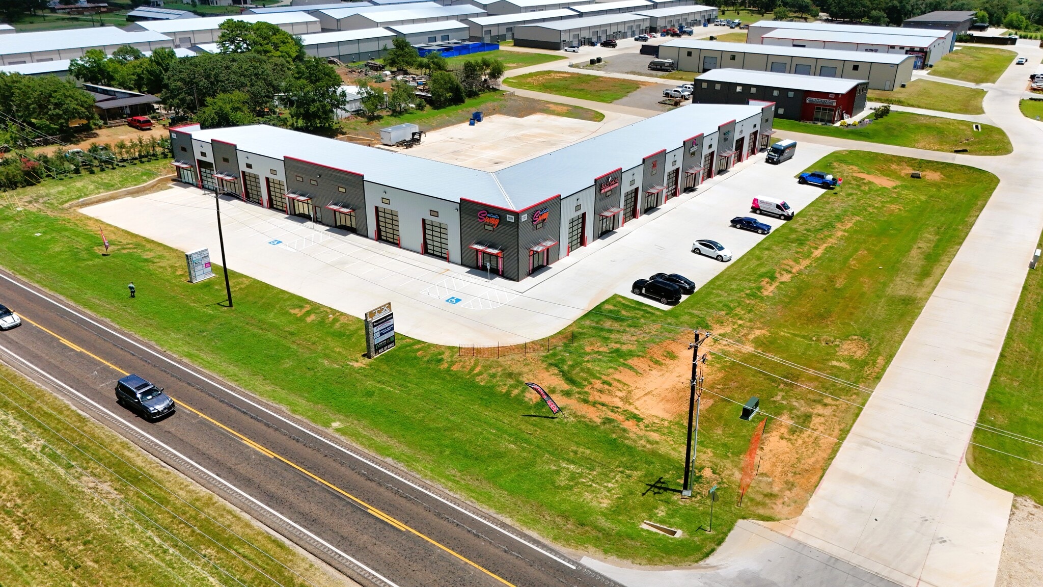 1921 Business Park Blvd, Argyle, TX à louer Photo du bâtiment- Image 1 de 3