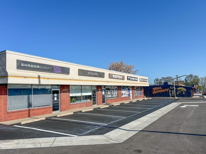 3845-3885 Wadsworth Blvd, Wheat Ridge, CO for lease - Building Photo - Image 2 of 14