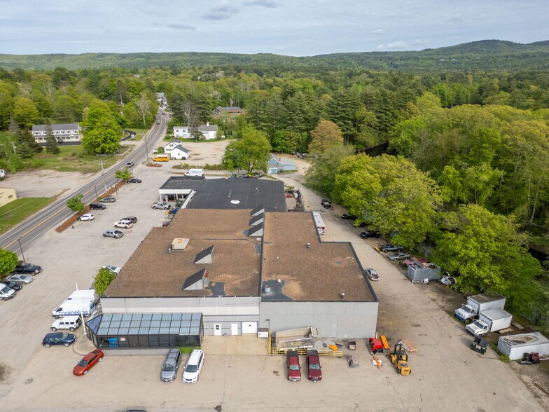 166 W Main St, Hillsborough, NH à vendre - Photo du bâtiment - Image 2 de 55