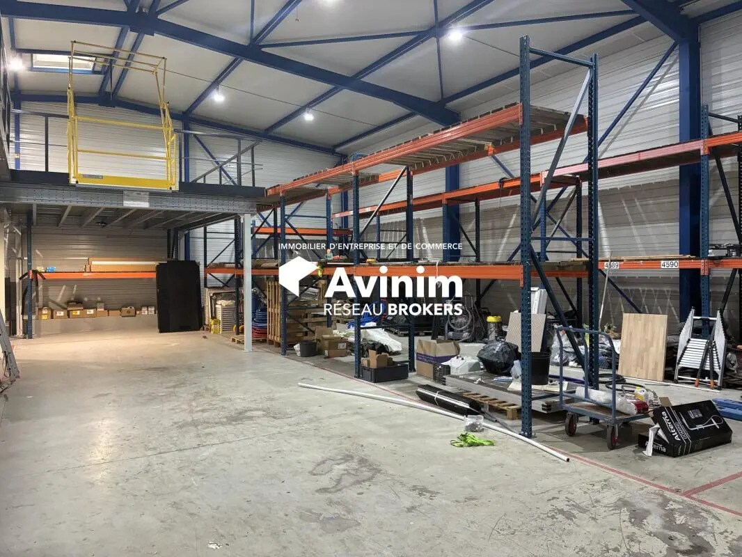 Industrial in Velaux for lease Interior Photo- Image 1 of 11