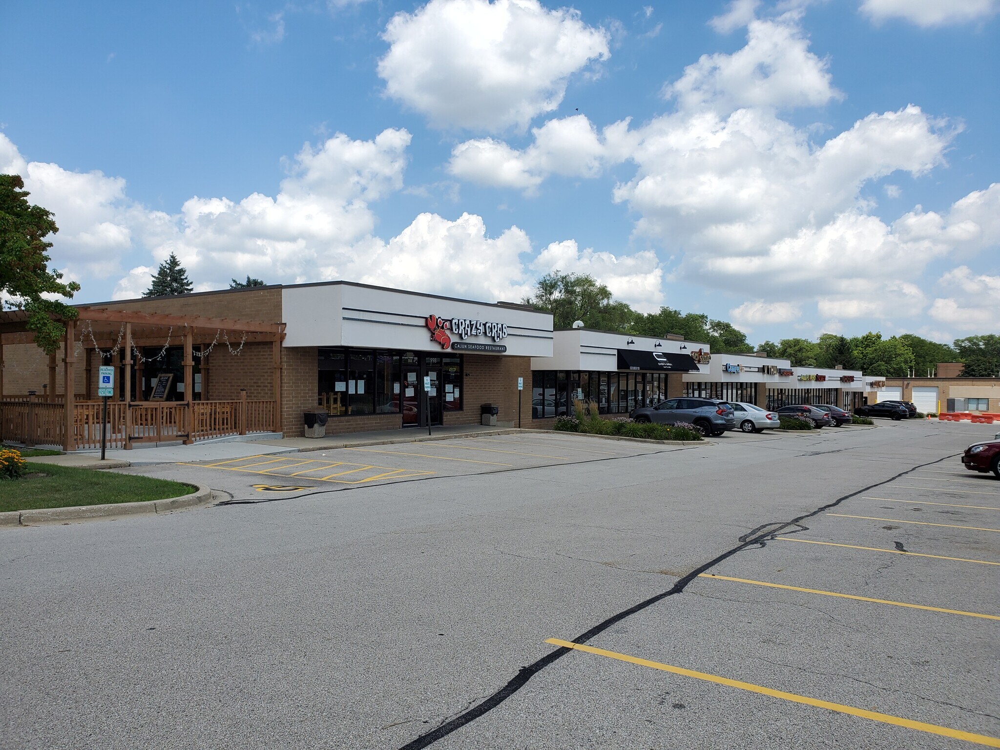 960-998 Lake St, Roselle, IL à louer Photo du bâtiment- Image 1 de 11