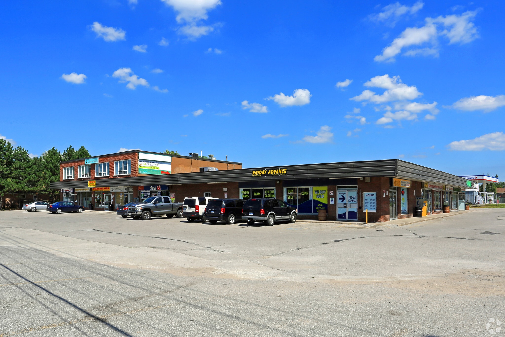 110 Little Ave, Barrie, ON for lease Building Photo- Image 1 of 7