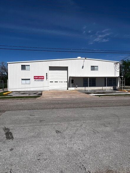 6827 La Paseo St, Houston, TX à louer - Photo principale - Image 1 de 45