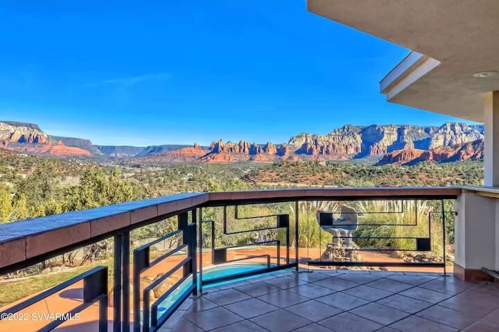 225 Chimney Rock Trl, Sedona, AZ à vendre Photo du bâtiment- Image 1 de 1