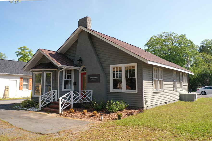 1046 Oakland Ave, Rock Hill, SC for lease - Primary Photo - Image 1 of 4