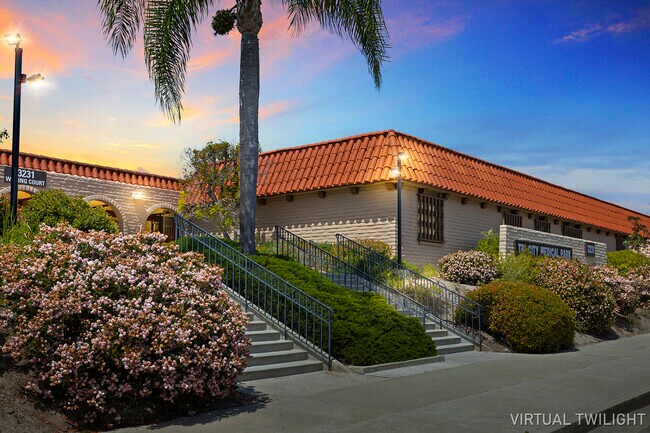 Plus de détails pour 3231 Waring Ct, Oceanside, CA - Bureau/Médical à louer