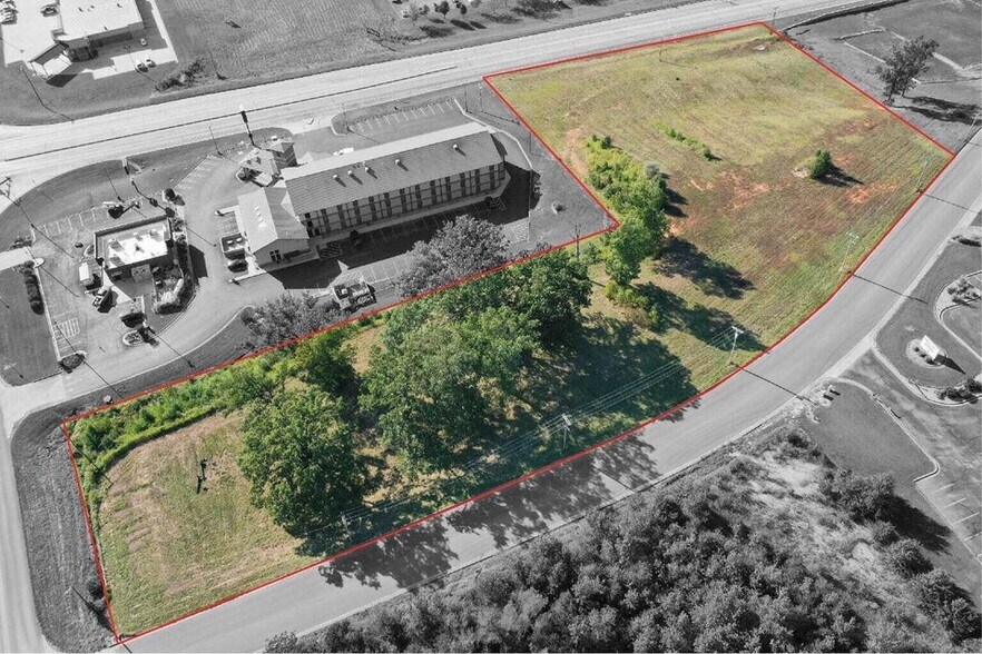 181 N Kentucky Ave, West Plains, MO à vendre - Photo du bâtiment - Image 3 de 3