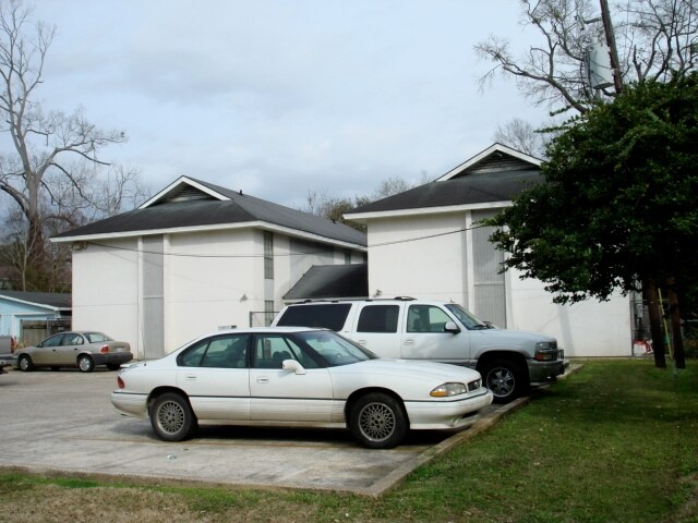 317 East Dr, Baton Rouge, LA à vendre - Photo du bâtiment - Image 3 de 5