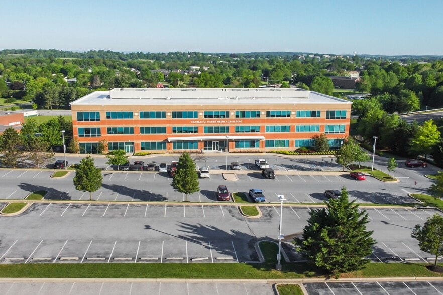 193 Stoner Ave, Westminster, MD for lease - Building Photo - Image 2 of 12