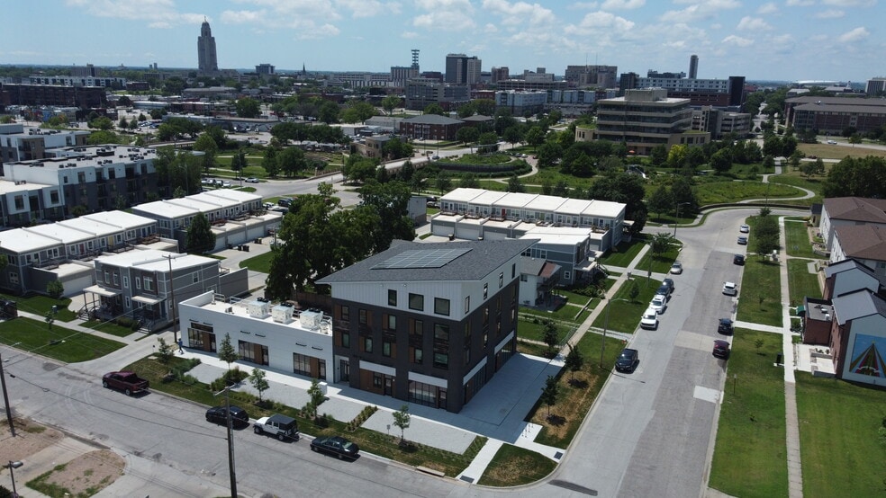 345 N 23rd St, Lincoln, NE à louer - Photo du bâtiment - Image 3 de 4