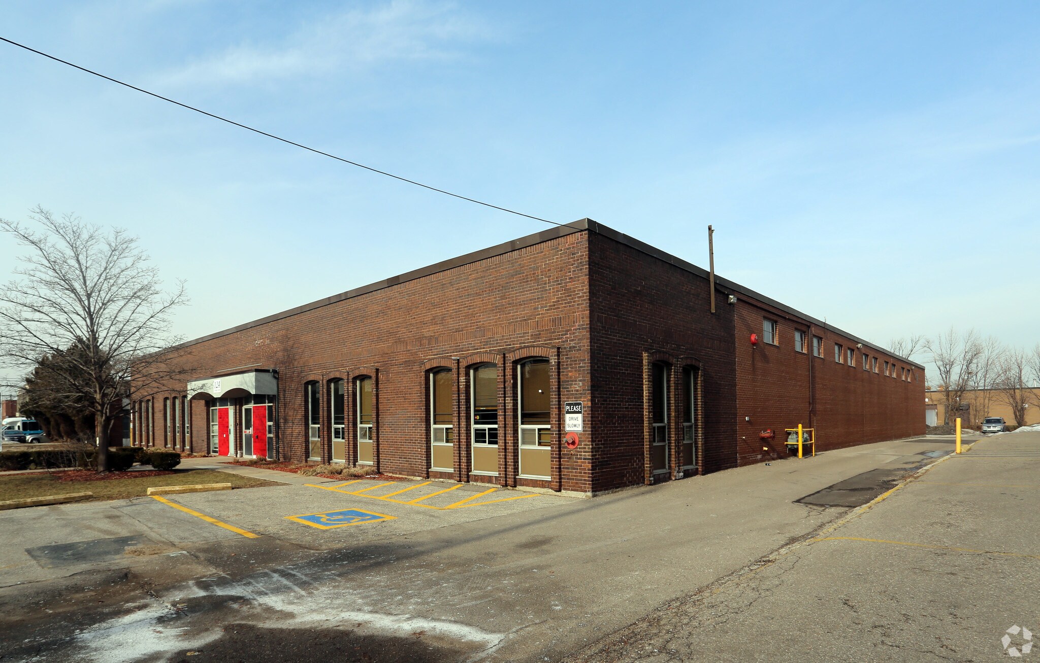 124 St Regis Cres, Toronto, ON for sale Primary Photo- Image 1 of 1