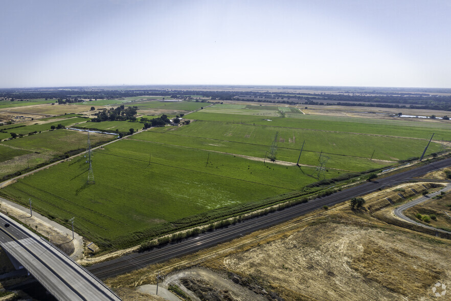 Grant Line Rd, Elk Grove, CA à vendre - Photo du b timent - Image 3 de 13