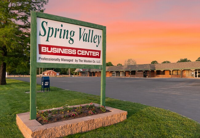 More details for 1675 E Seminole St, Springfield, MO - Office, Office/Retail for Lease