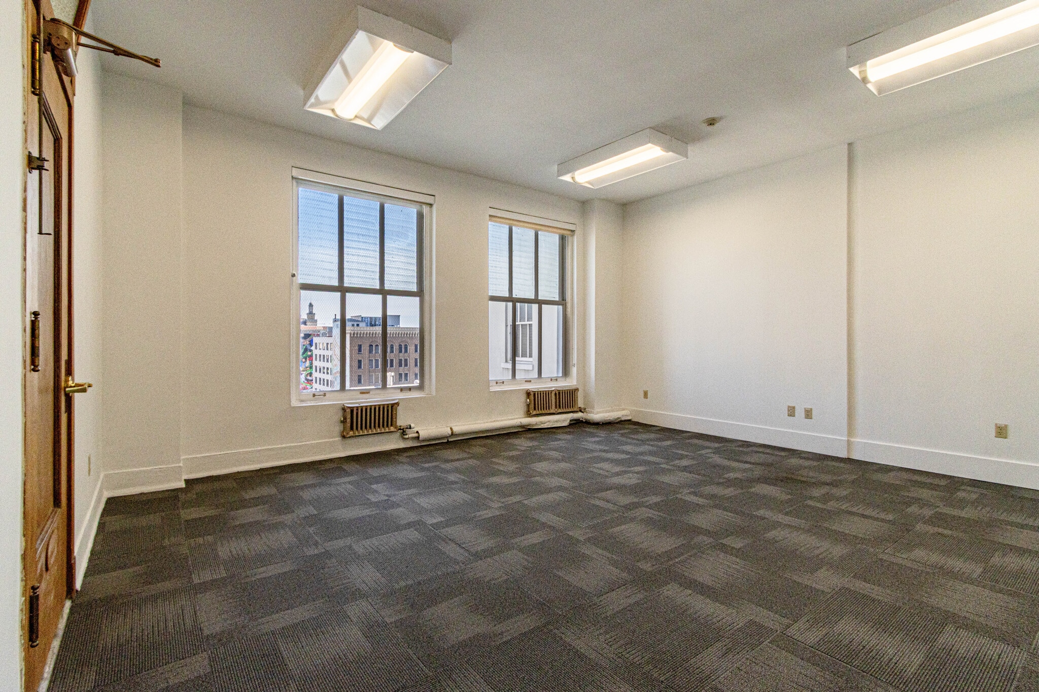 1440 Broadway, Oakland, CA for lease Interior Photo- Image 1 of 4