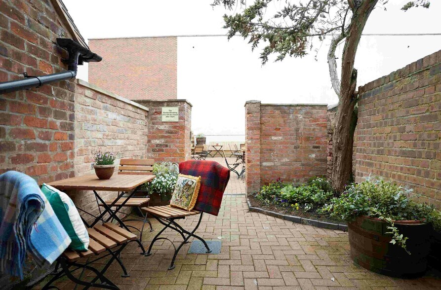 20 Shropshire St, Market Drayton à louer - Photo du bâtiment - Image 3 de 4