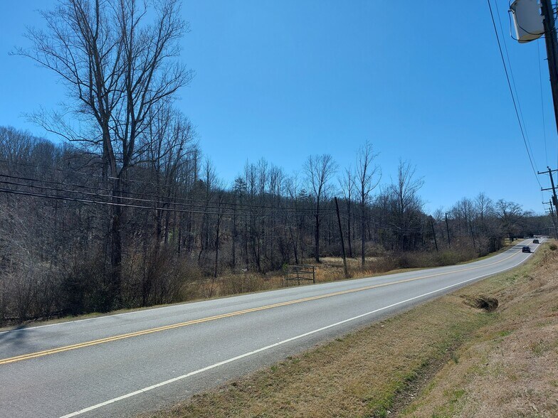 1801 Franklin st, Rocky Mount, VA à vendre - Photo du bâtiment - Image 2 de 9