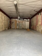 3935-3943 Dunn Rd, Fayetteville, NC for lease Interior Photo- Image 2 of 7