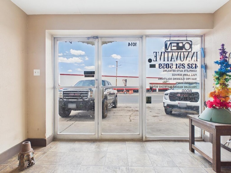 1014 S Stockton Ave, Monahans, TX for sale - Interior Photo - Image 3 of 13