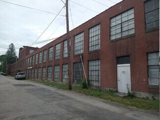 Plus de détails pour 21-35 Pearl St, Webster, MA - Industriel à vendre