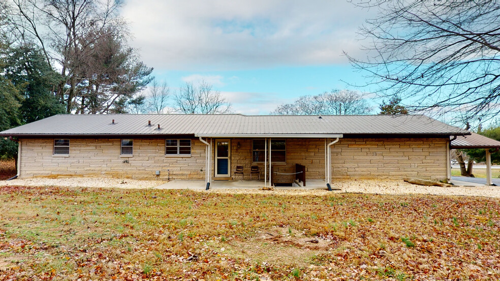 9940 Alvaton Rd, Alvaton, KY à louer - Photo principale - Image 1 de 23