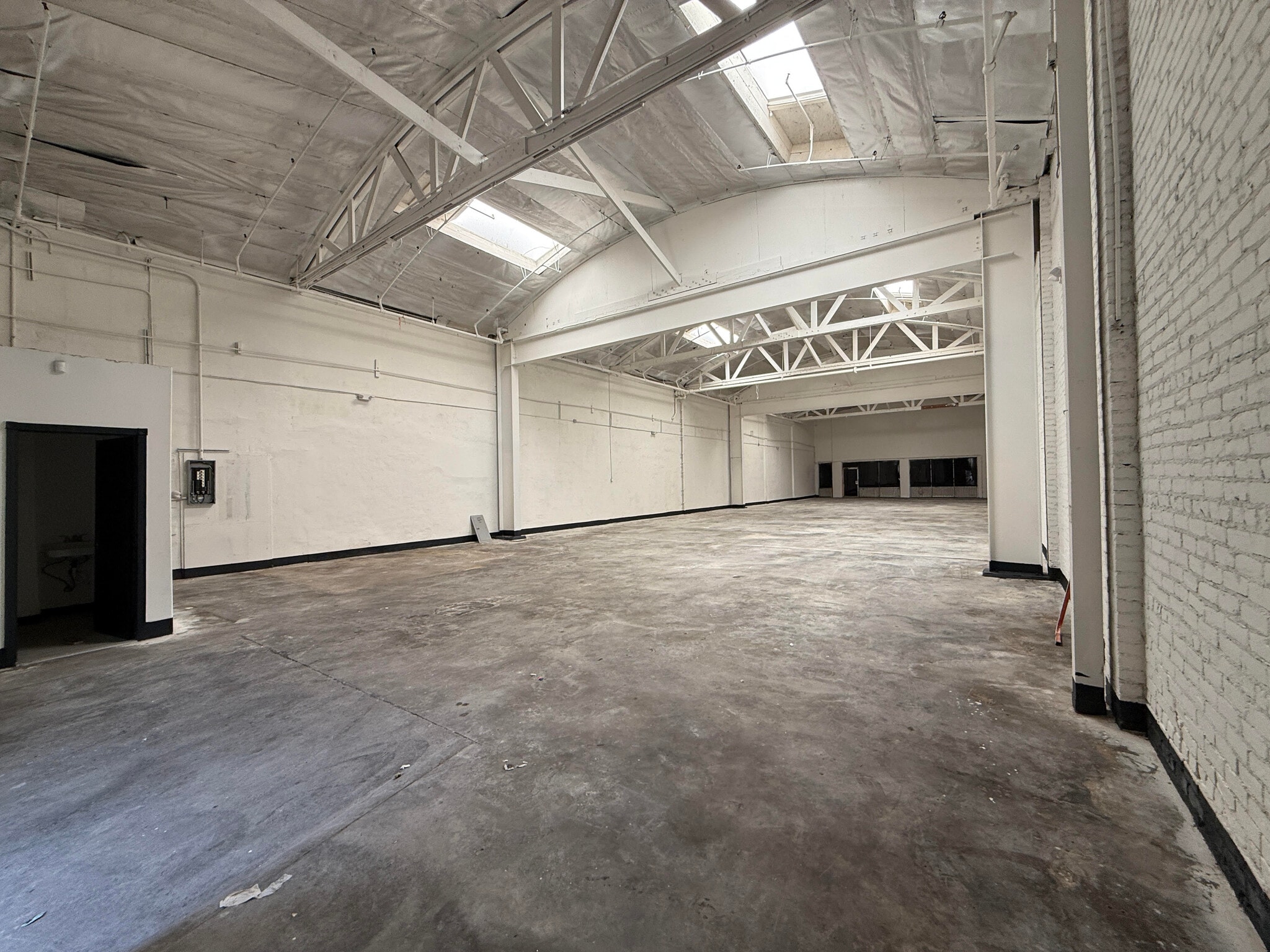 2001-2031 S Santa Fe Ave, Los Angeles, CA for lease Interior Photo- Image 1 of 1