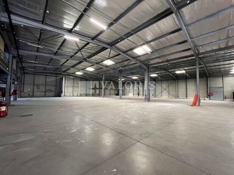 350 Rue Gustave Eiffel, Aix-en-Provence for lease - Building Photo - Image 1 of 9