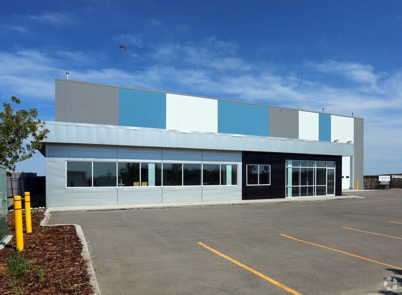 6207 39th St, Leduc, AB à vendre - Photo du bâtiment - Image 3 de 3