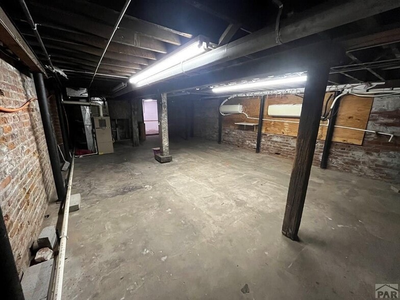 411-413 E Northern Ave, Pueblo, CO à vendre - Photo du bâtiment - Image 2 de 19