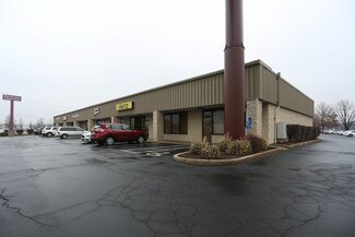 Plus de détails pour 4300-4372 N Service Rd, Saint Peters, MO - Bureau/Commerce de détail, Commerce de détail à louer