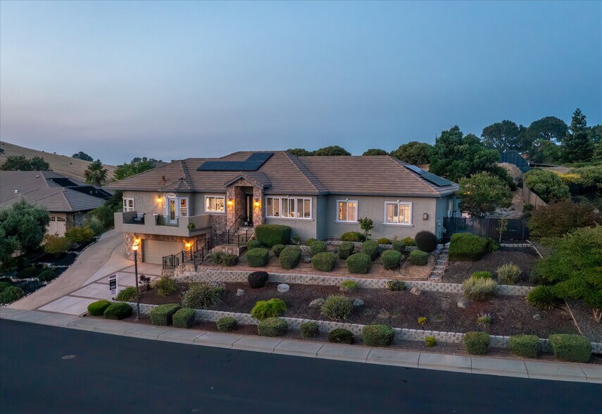 6141 N Vine St, Vacaville, CA for sale - Building Photo - Image 3 of 49