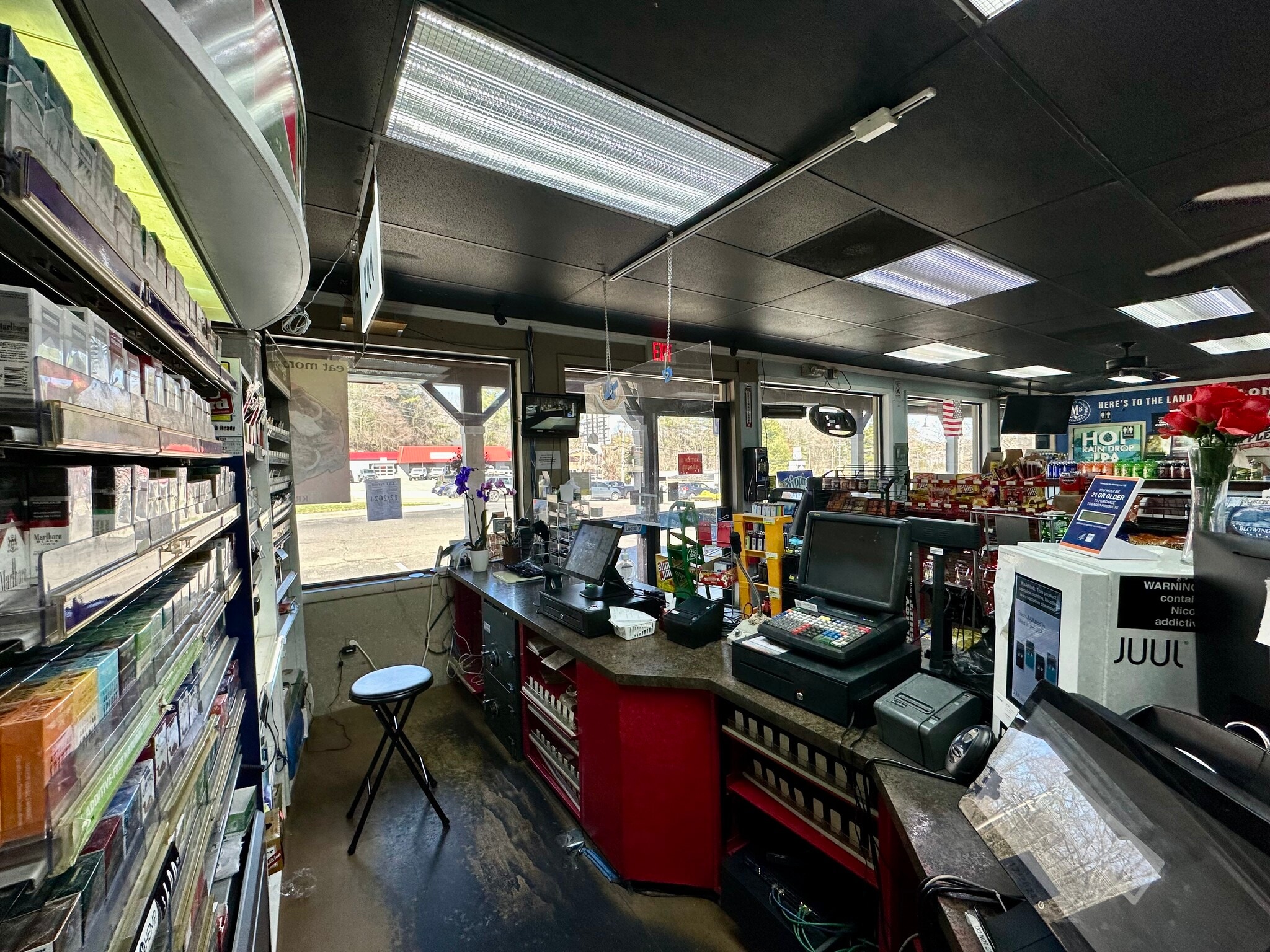 450 E King St, Boone, NC for sale Interior Photo- Image 1 of 10