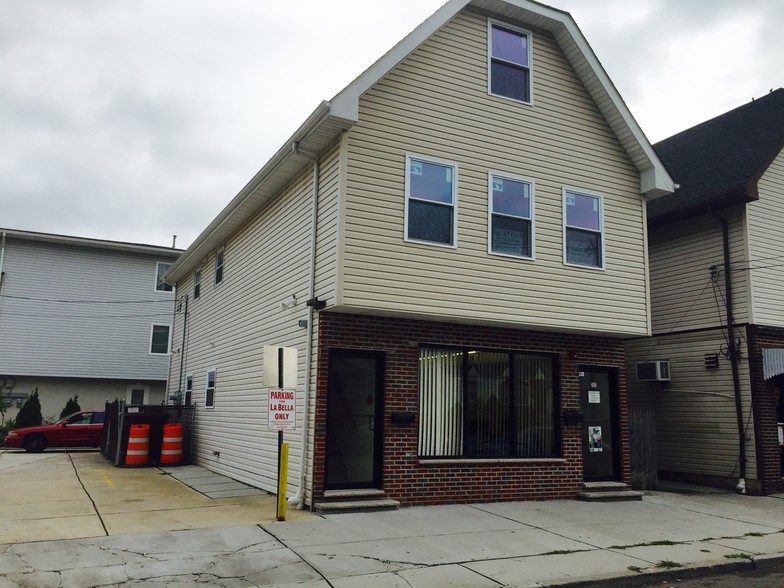 300 Lanza Ave, Garfield, NJ for sale - Building Photo - Image 1 of 1