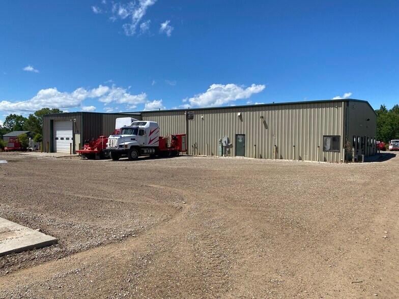 6925 M 72 E, Williamsburg, MI à louer - Photo du bâtiment - Image 2 de 21