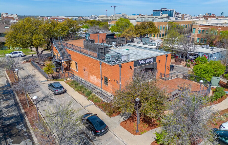 1311 Lipscomb St, Fort Worth, TX à louer - Photo du bâtiment - Image 2 de 11